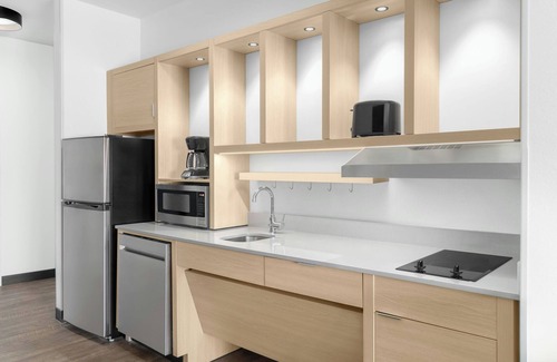 Taylor Hotel | TownePlace Suites by Marriott Detroit Taylor