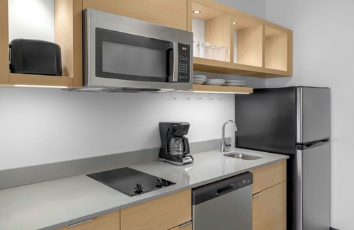 Taylor Hotel | TownePlace Suites by Marriott Detroit Taylor