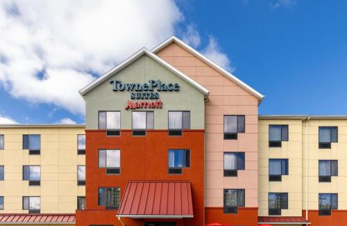 York Hotel | Pet-Friendly Retreat at TownePlace Suites by Marriott York