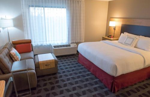 Battle Creek Hotel | Discover TownePlace Suites by Marriott Battle Creek