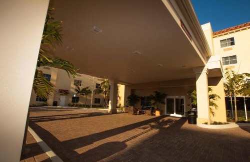 Boynton Beach Hotel | Pet-Friendly Retreat at TownePlace Suites Boynton Beach