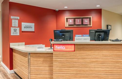 West Newton Hotel | Relax at TownePlace Suites by Marriott Indianapolis Airport
