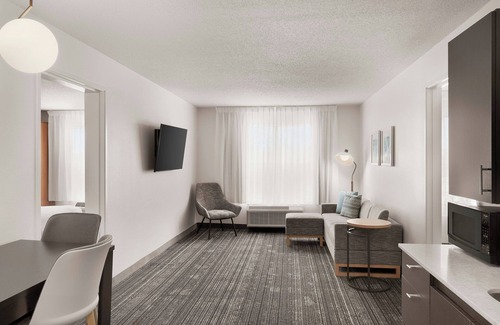 Naperville Hotel | Exceptional TownePlace Suites Chicago Naperville – Family-Friendly Retreat