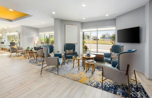 Dothan Hotel | Comfortable TownePlace Suites Dothan: Pet-Friendly Retreat