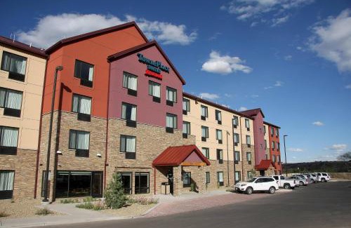 Farmington Hotel | Discover TownePlace Suites Farmington: Pet-Friendly Retreat