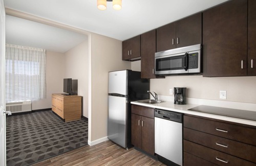 Smyrna Hotel | Eco-Friendly Towneplace Suites Nashville Smyrna with Pool