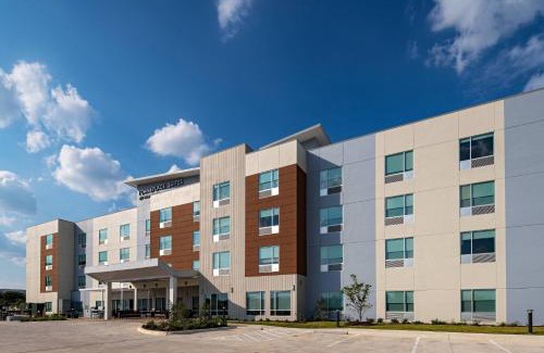 Forest Crest Hotel | Top-Rated TownePlace Suites San Antonio Northwest at The RIM