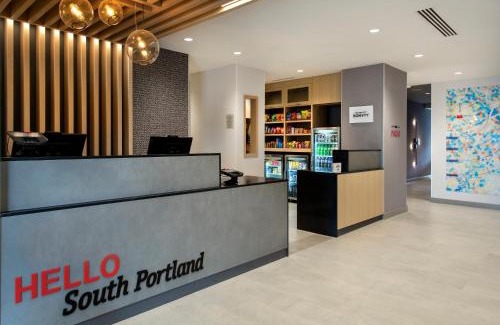 South Portland Hotel | Family-Friendly Stay at TownePlace Suites Portland Airport