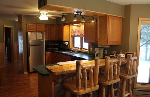 Inlet House | Enchanting Townhome D4: Lakefront Oasis with Spa & Pool