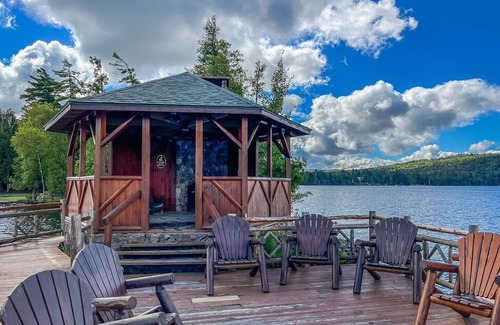 Inlet House | Family-Friendly Getaway at Townhome J1 - 4th Lake