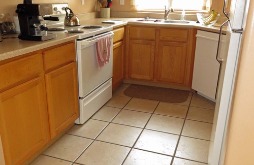 Casas Adobes House | Inviting Townhome: Mountain View at Tucson National Retreat