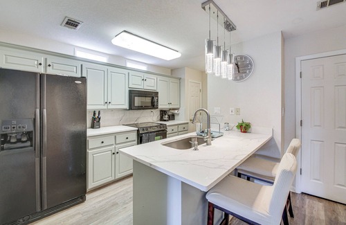 Hot Springs House | Townhome Near Lake Hamilton & Race Track!