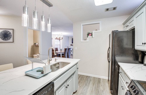 Hot Springs House | Townhome Near Lake Hamilton & Race Track!
