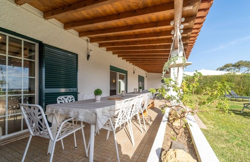 Aljezur House | Pet-Friendly Townhome with Private Pool and Lake Views