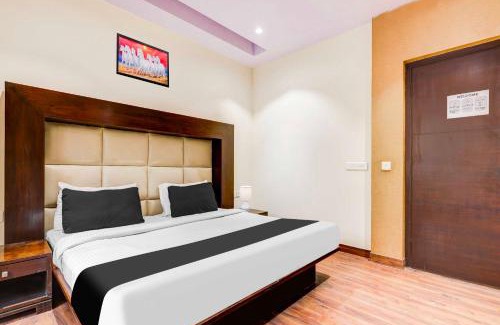 DLF City Hotel | Townhouse DLF Phase 2 Gurgaon