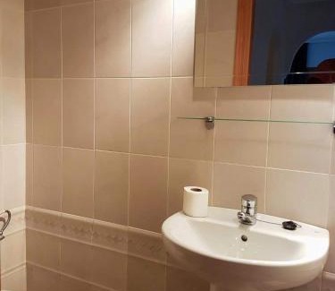 El Moncayo Apartment | Pet-Friendly Townhouse Guardamar with High Guest Ratings