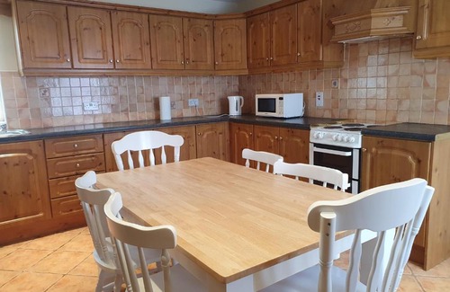 Ballycarra House | Top-Rated Townhouse with Family-Friendly Amenities Awaits