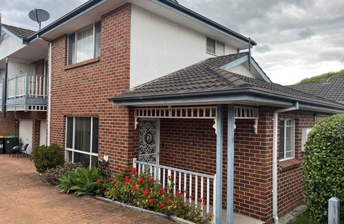 Shellharbour House | Cozy Townhouse in Shellharbour Village with Ocean View