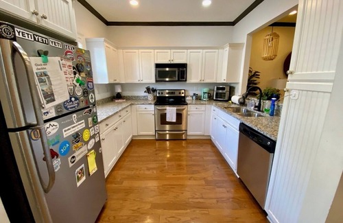 Greenville Downtown Cottage | Ideal Townhouse in West End Near Main St & Falls Park