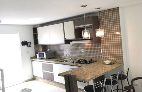 Itajai House | Townhouse just 100 meters from the sea of Mariscal