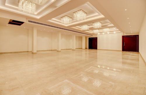 Gomti Nagar Hotel | Family-Friendly Hotel Grand Lucknow with Breakfast & Kitchen