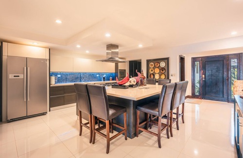 Samana Villa | Ocean View Retreat with Private Jacuzzi at Puerto Bahia P5