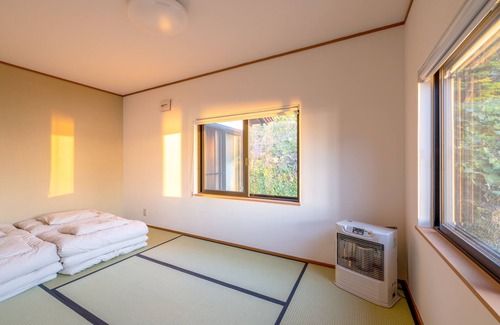 Toyako House | Experience Toya Cliff House: Rated 10/10 with Breakfast Included