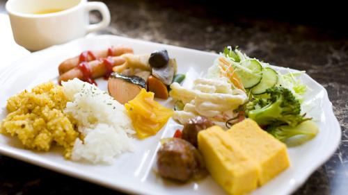 Chofu Hotel | Cozy Toyoko Inn Chofu: Family-Friendly with Breakfast