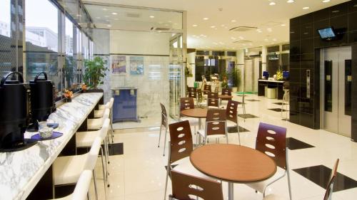 Fujieda Hotel | Convenient Stay at Toyoko Inn Shizuoka Fujieda with Breakfast