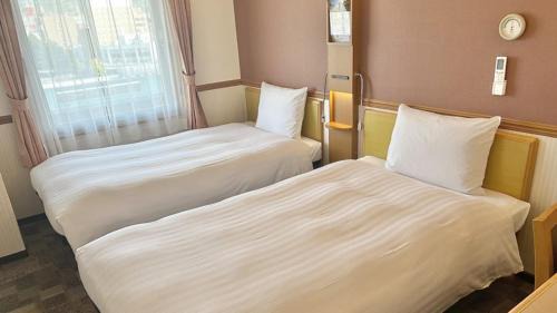 Shunan Hotel | Convenient Stay at Toyoko Inn Tokuyama with Hot Tub & Breakfast