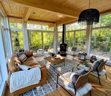La Conception House | Family-Friendly Trähus Tremblant – 4-Star Guest Rated at 9.3