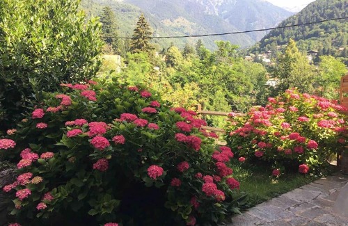 Saint-Martin-Vesubie Ski Chalet | Beautiful Chalet in Saint Martin de Vésubie for Families