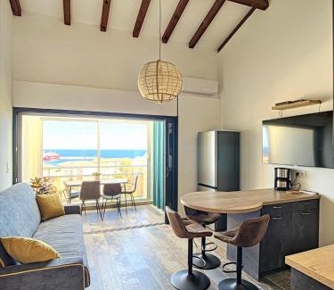 L'Ile-Rousse Apartment | Oceanfront Duplex with Panoramic Views, Rated 10/10