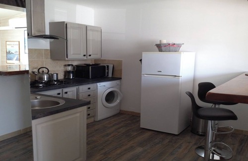 Carry-le-Rouet Apartment | Beautiful T2 Apartment by the Port of Carry le Rouet