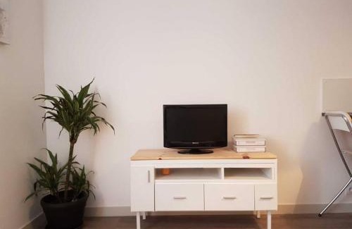 Vitre Apartment | Charming Apartment in the Heart of Vitré - Family Friendly