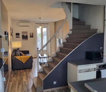 Romorantin-Lanthenay Apartment | Charming Apartment in Central Location with Child-Friendly Amenities