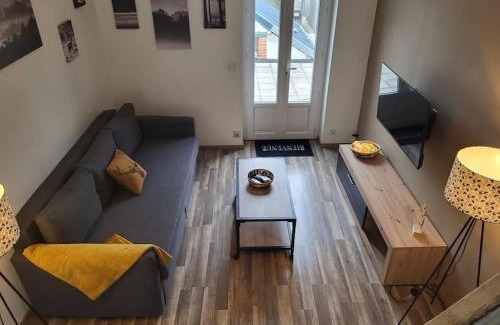 Romorantin-Lanthenay Apartment | Charming Apartment in Central Location with Child-Friendly Amenities