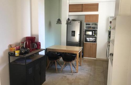 Lodi Apartment | Elegant T3 Apartment near Castellane with Scenic Views