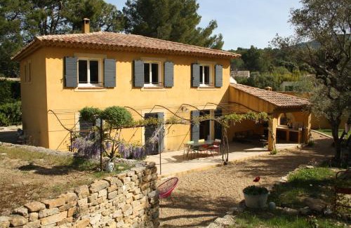 Le Beausset Villa | Beautiful Provence Bastide with Pool & Ocean View Escape