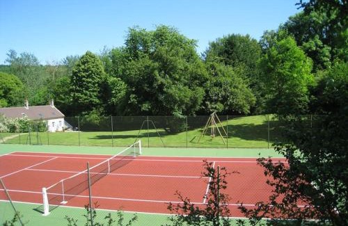 Soucy Villa | Beautiful Property with Tennis and Ocean Views Near Paris