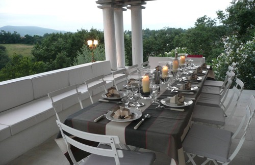 Behobie Villa | Beautiful Villa with Breathtaking Views & Pool Near Beaches