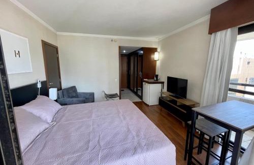 Paraiso Apartment | Discover Três de Julho Flats - Paulista with Hot Tub & Dining