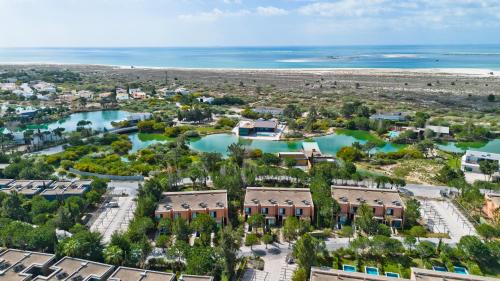 Carvalhal Villa | Tróia Resort Beach Villa: Family-Friendly Getaway with Pool