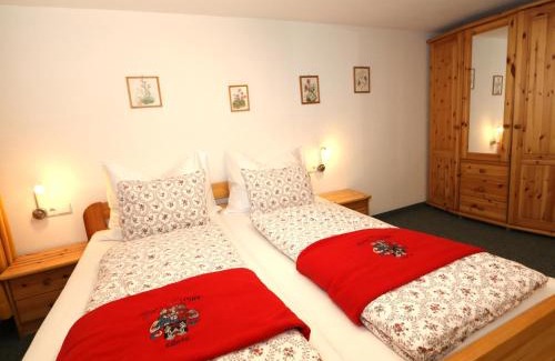 Bruck am Ziller Apartment | Tröger II: Family-Friendly Retreat with Outstanding Reviews