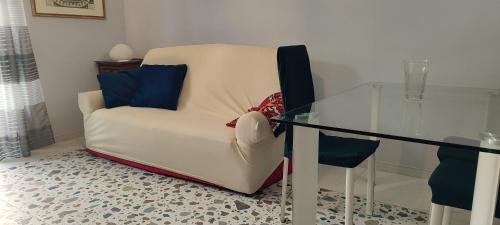 Quartiere XX Ardeatino Apartment | Discover Tra le antiche mura e Garbatella: Rated 9.1/10