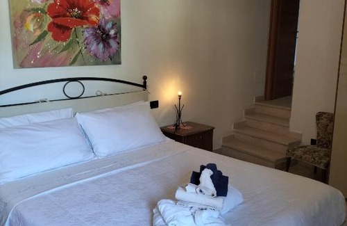 Toirano Apartment | Modern Apartment Near Sea and Mountains - Toirano
