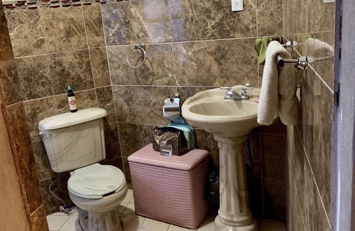Tangancicuaro de Arista Bed & Breakfast | Rustic Escape Near Beautiful Lake & Zamora City Attractions