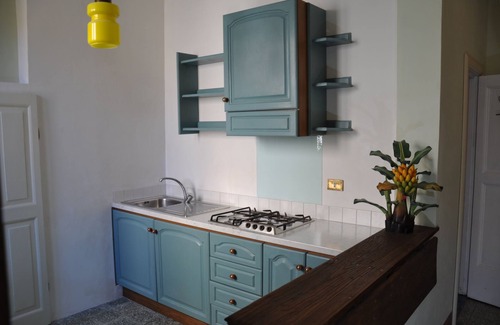 Lauro House | Delightful Traditional Guest House with Ocean View & Spa