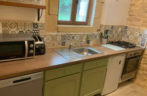 Marcillac-Saint-Quentin Cottage | Traditional stone cottage 5km from Sarlat and 10km Lascaux