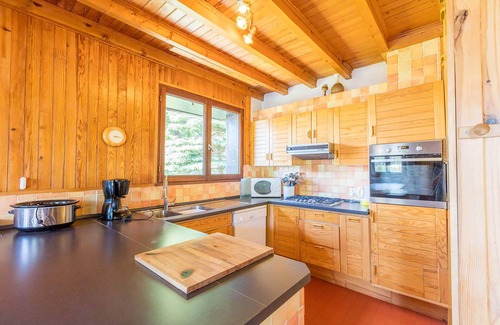 Montgenevre Ski Chalet | Traditional Alpine Chalet for Couples and Families